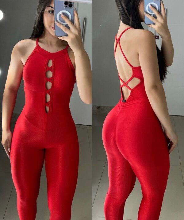 Macacão Empina Bumbum  Gabriella