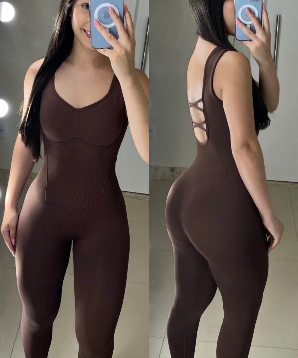 Macacão Empina Bumbum Take Marrom